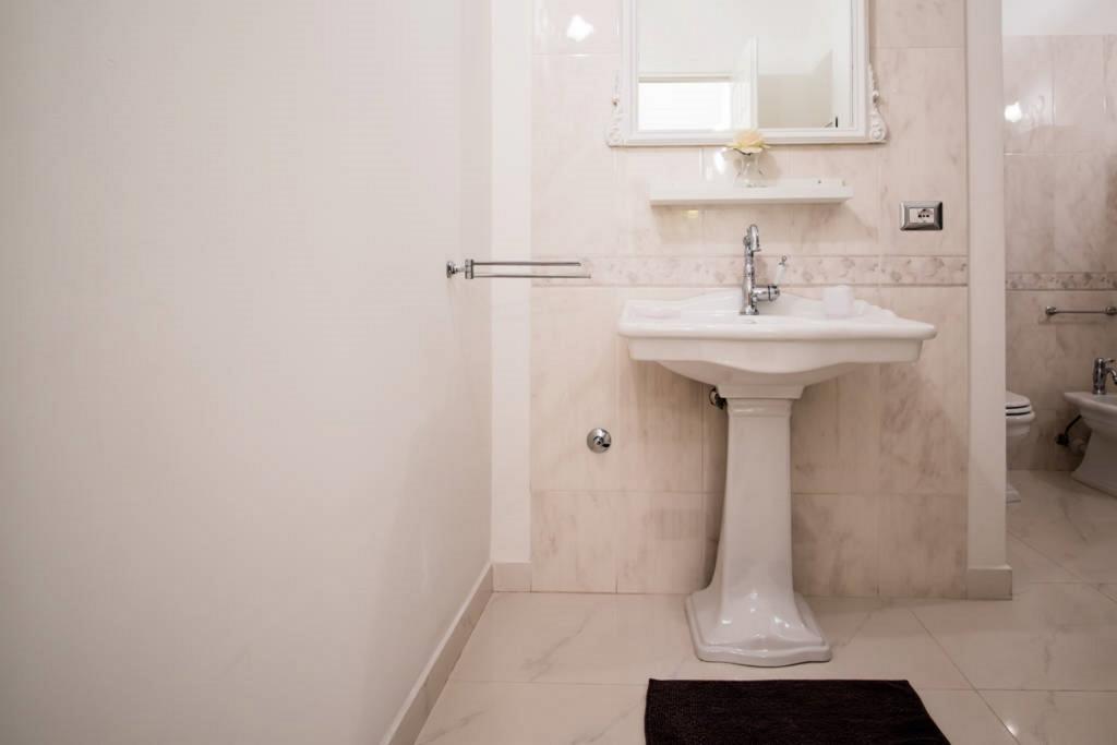 Апартаменты Excellence, Free Parking, 3 Minutes Walking From Sassi Матера Номер фото